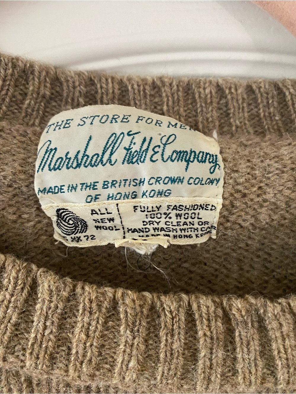Marshall Field&Co. 100% Wool Crewneck Sweater - Brown - Picture 4 of 8